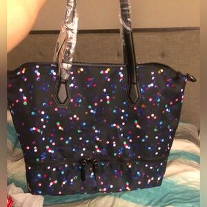 NWT Mondani NY Weekender Tote Bag W/ Bottom Compartment For Shoes /Yoga Mat